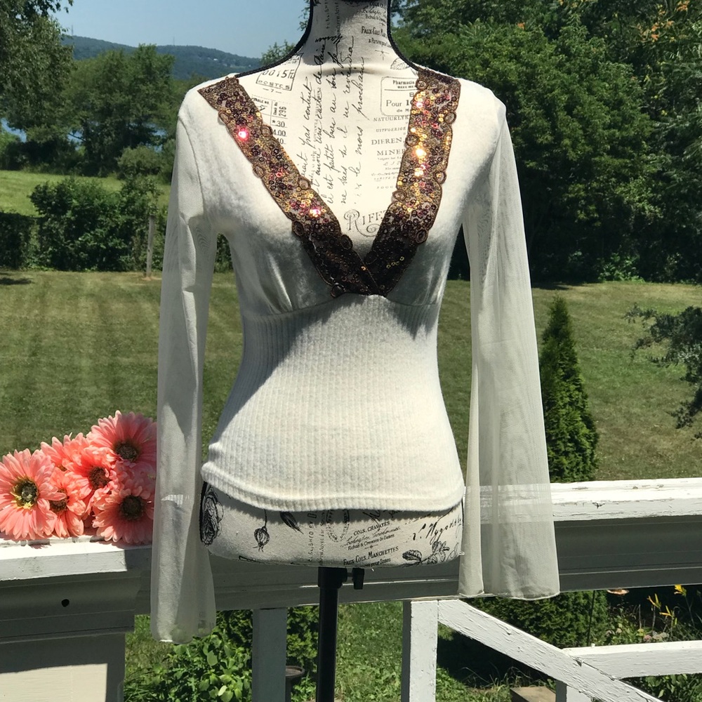  VIVA YOU Cream & Brown Sheer Sleeve Top